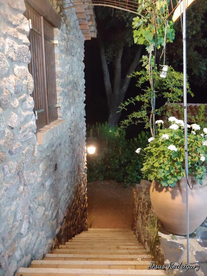 La Simona Casa Rural Perales del Puerto Ngoại thất bức ảnh